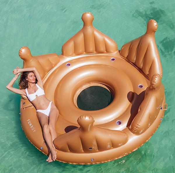 Royal Crown Island Float - Image 2